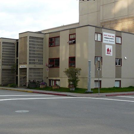 Bent Prop Inn & Hostel Of Alaska - Downtown أنكوراج المظهر الخارجي الصورة