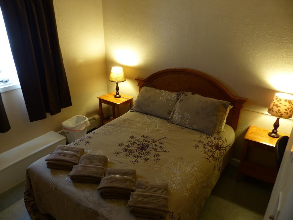 Bent Prop Inn & Hostel Of Alaska - Downtown أنكوراج المظهر الخارجي الصورة