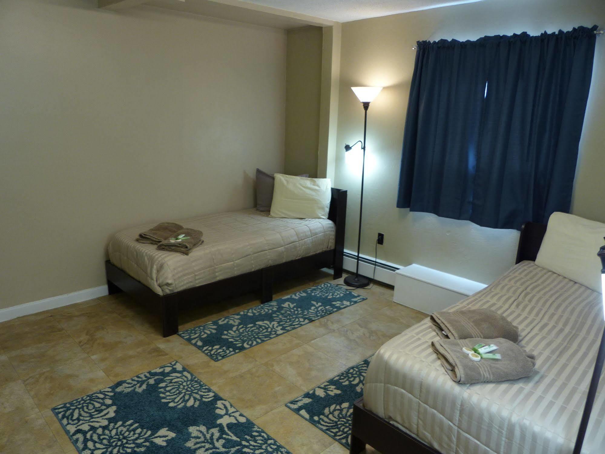 Bent Prop Inn & Hostel Of Alaska - Downtown أنكوراج المظهر الخارجي الصورة
